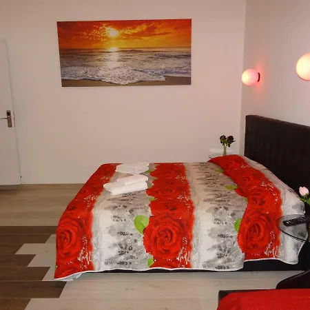 Harmony & Comfort At The Vatican Museum Guest house *